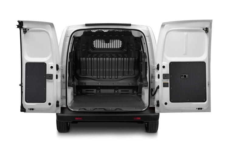 nissan env200 lease